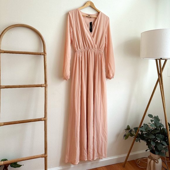 NWT LULU'S Wondrous Water Lilies Blush Pink Long SleeveMaxi Dress With Leg Slit - Picture 2 of 9